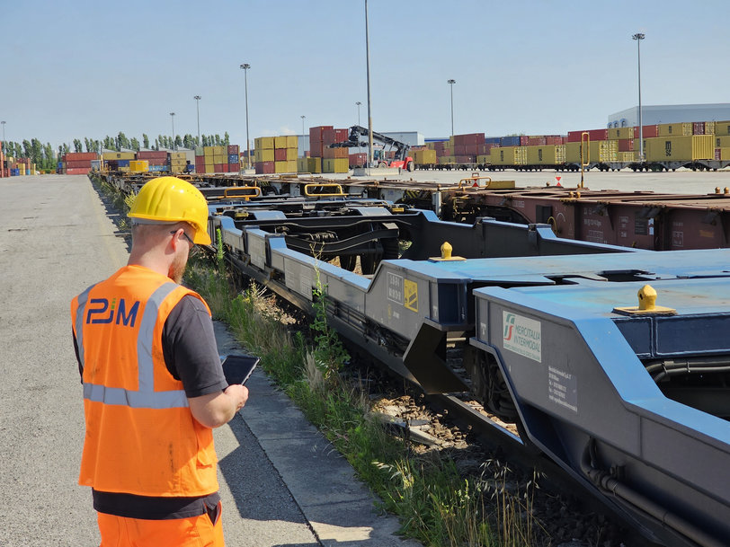 Polo Logistica FS: sempre più carri merci intelligenti grazie al progetto Smart Train